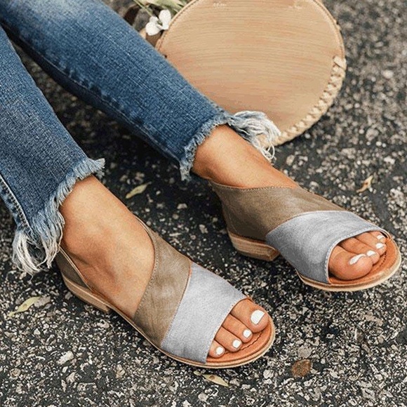 Shoes - NWT Two-tone Peep Toe Low Heel Panel Sandals